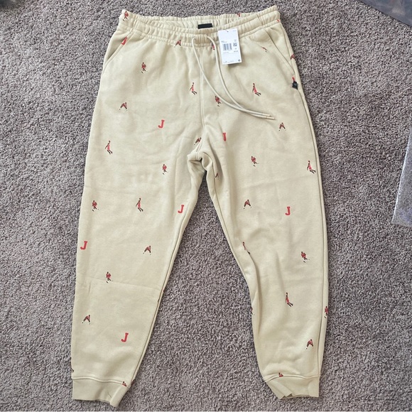 Jordan Essentials Holiday Fleece Pants Men’s 2XL All Over Print DV9390-206 NWT - Picture 1 of 5